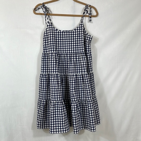 Vineyard Vines Dresses & Skirts - Vineyard Vines Dress Size M Tiered 100% Cotton Navy and White Gingham